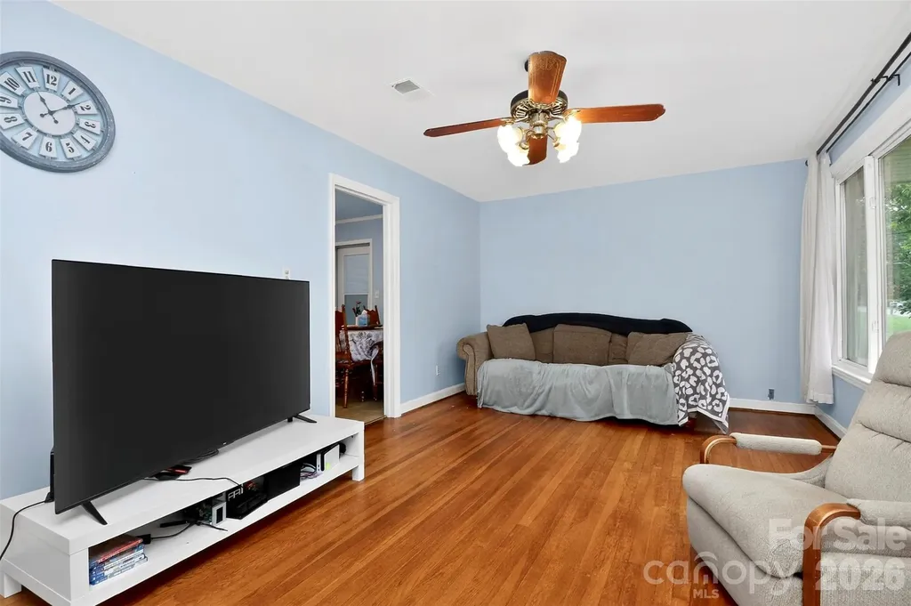 2122 Englewood Street Kannapolis NC 28083