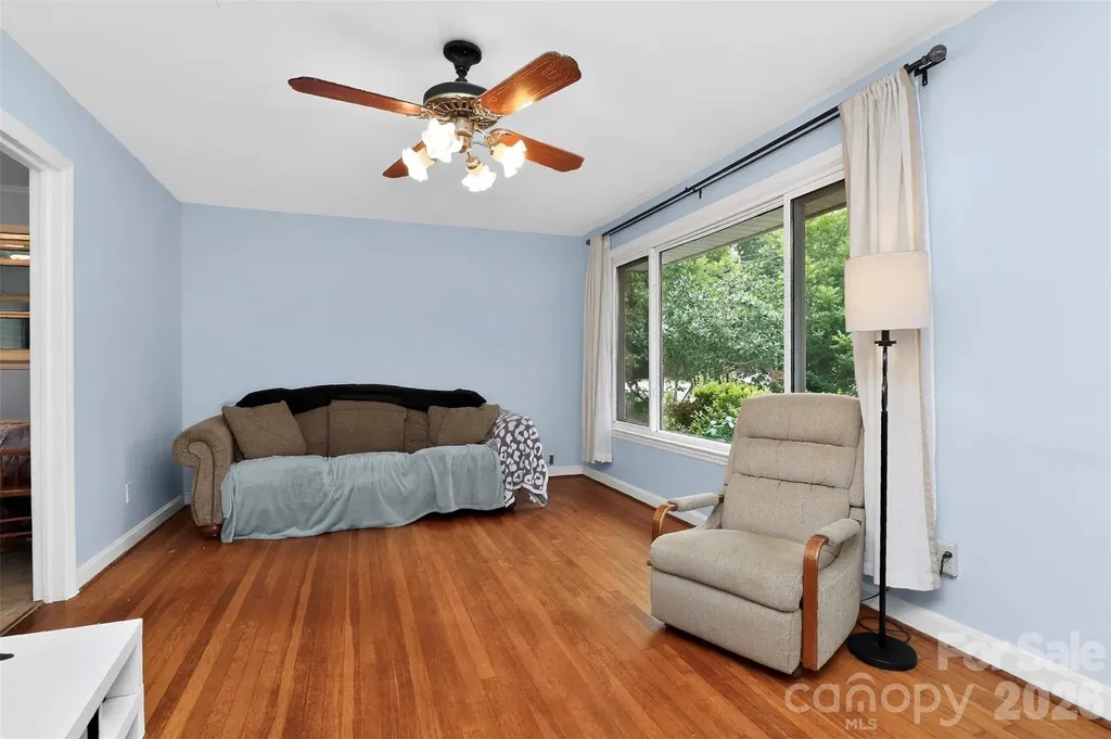 2122 Englewood Street Kannapolis NC 28083