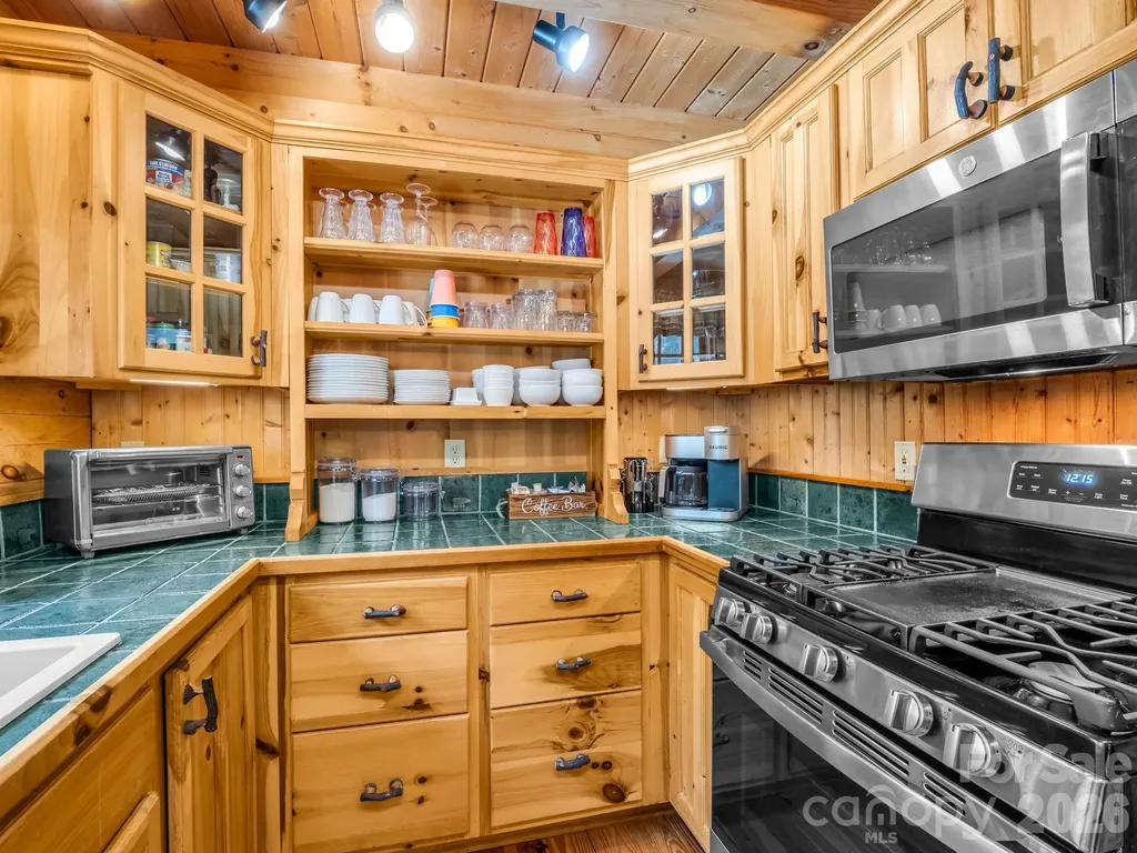 136 Dalton Court Lake Lure NC 28746