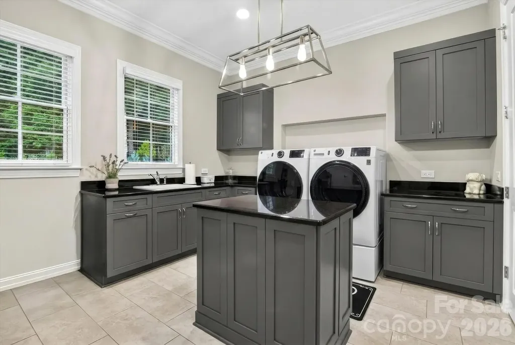 1115 Shelton Oaks Court Matthews NC 28105