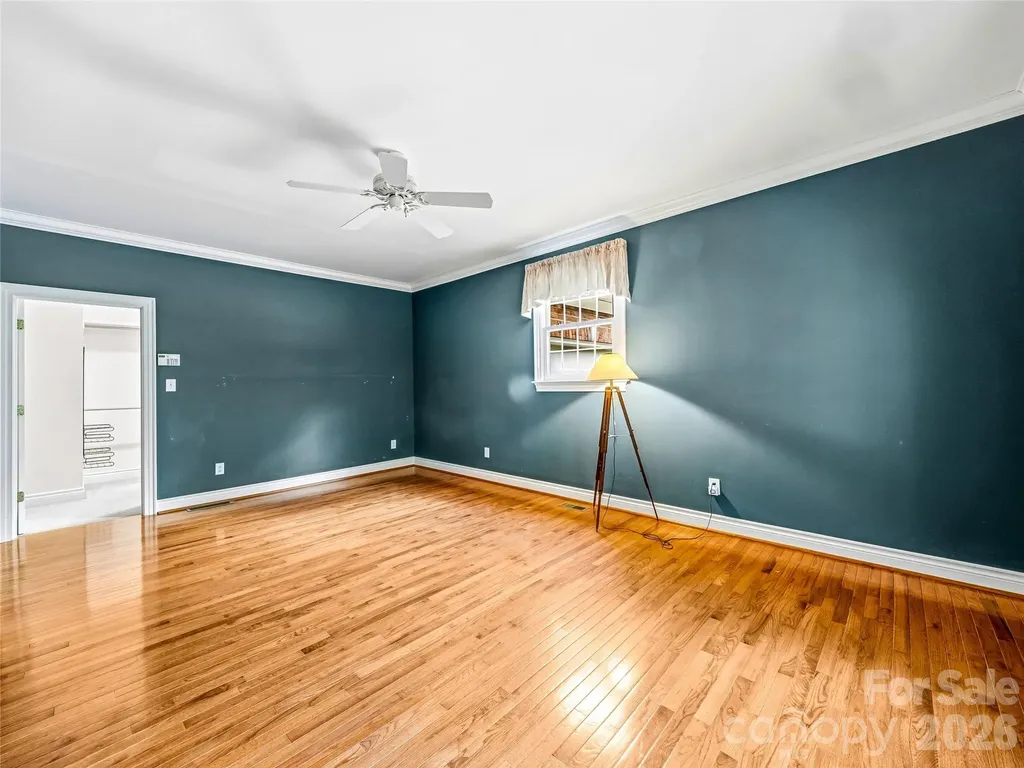 250 Midland Drive Asheville NC 28804