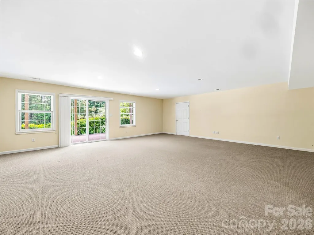 250 Midland Drive Asheville NC 28804