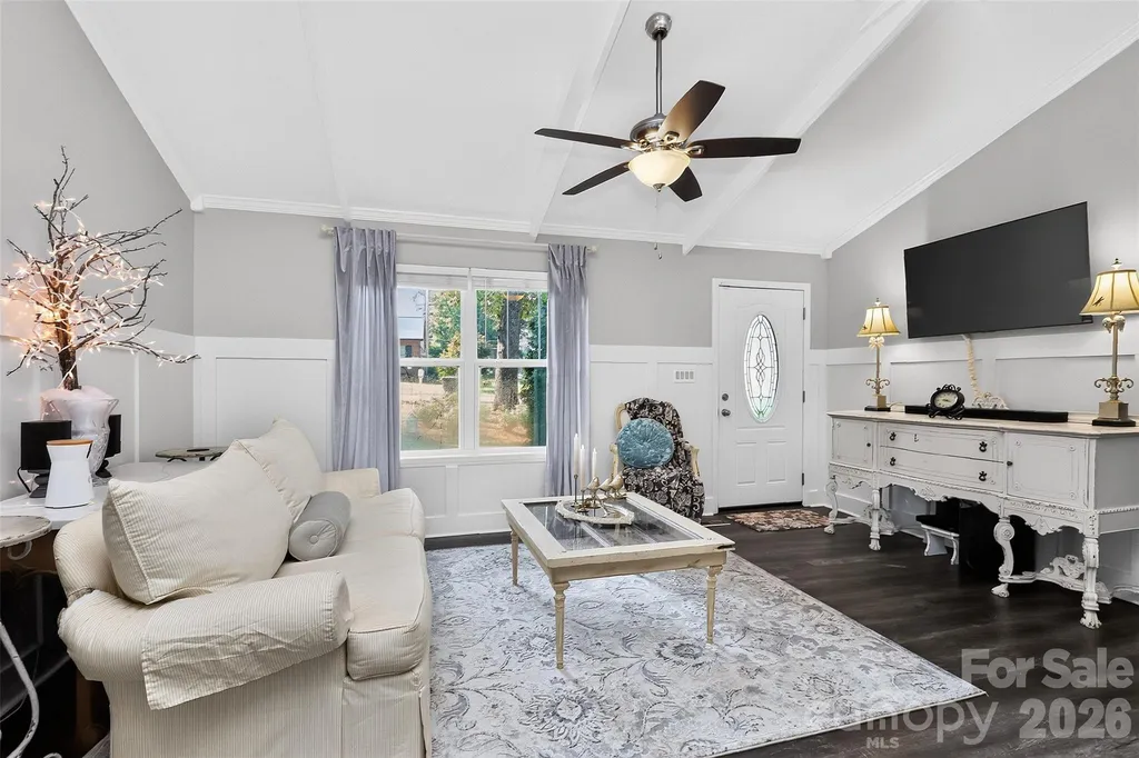 216 Hillside Avenue SW Concord NC 28025