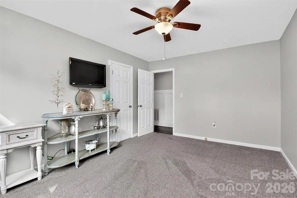 216 Hillside Avenue SW Concord NC 28025