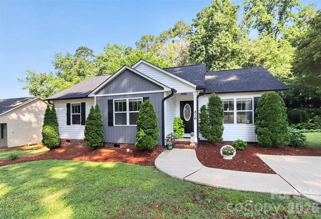 216 Hillside Avenue SW Concord NC 28025