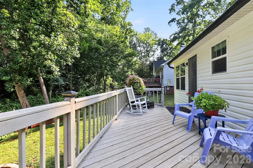 216 Hillside Avenue SW Concord NC 28025