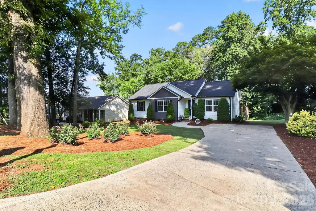 216 Hillside Avenue SW Concord NC 28025