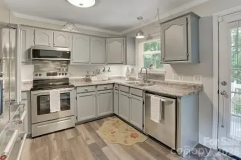 216 Hillside Avenue SW Concord NC 28025
