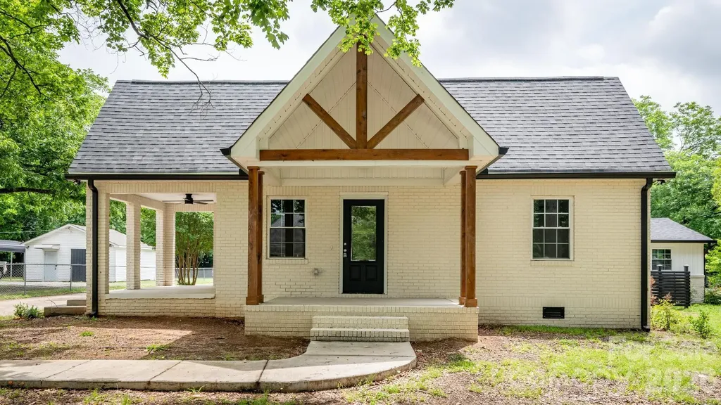 1225 Old Charlotte Road SW Concord NC 28027