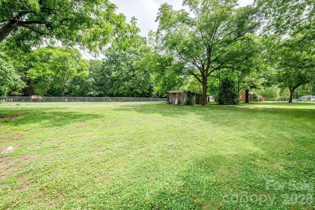 1225 Old Charlotte Road SW Concord NC 28027