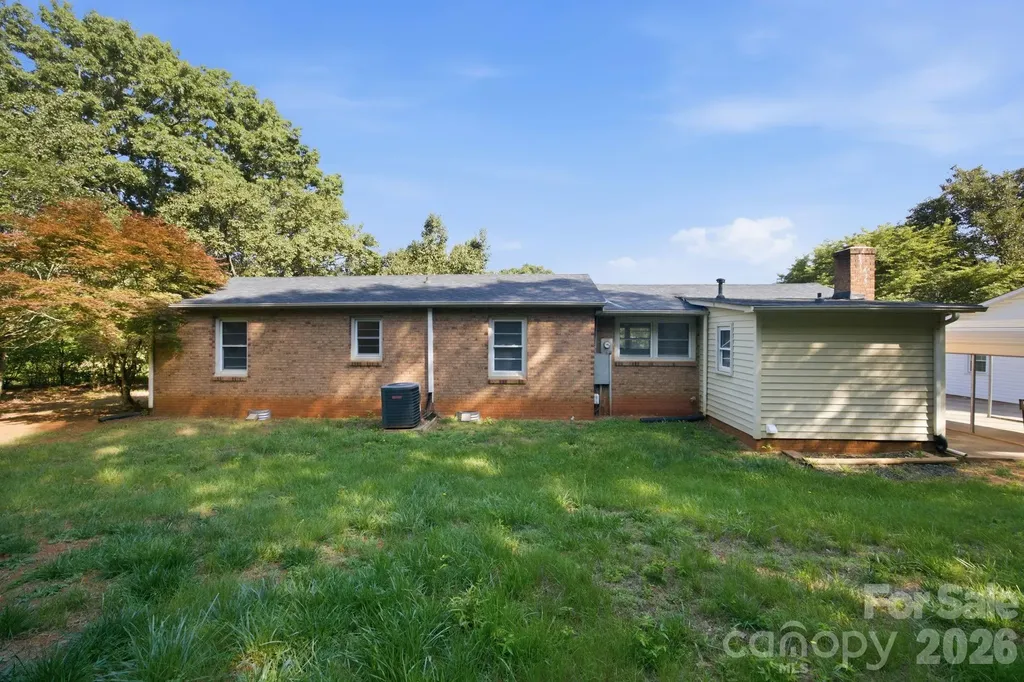 5291 E Bandys Crossroads Road Catawba NC 28609