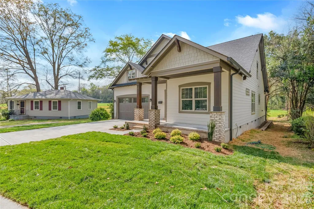 740 Seldon Drive Charlotte NC 28216