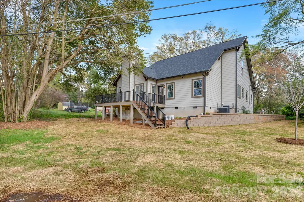 740 Seldon Drive Charlotte NC 28216