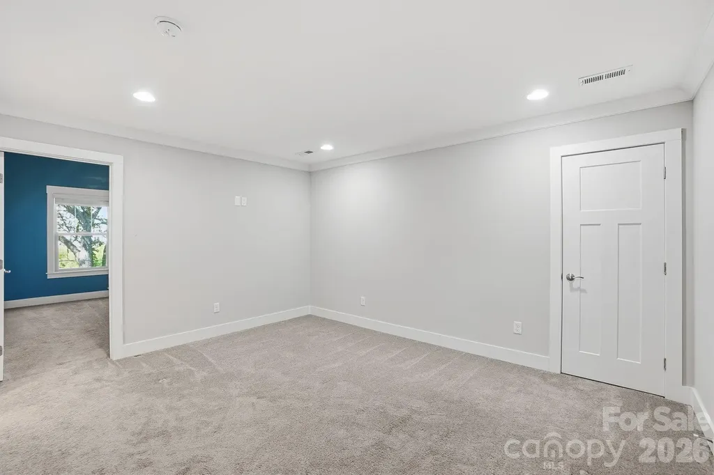740 Seldon Drive Charlotte NC 28216