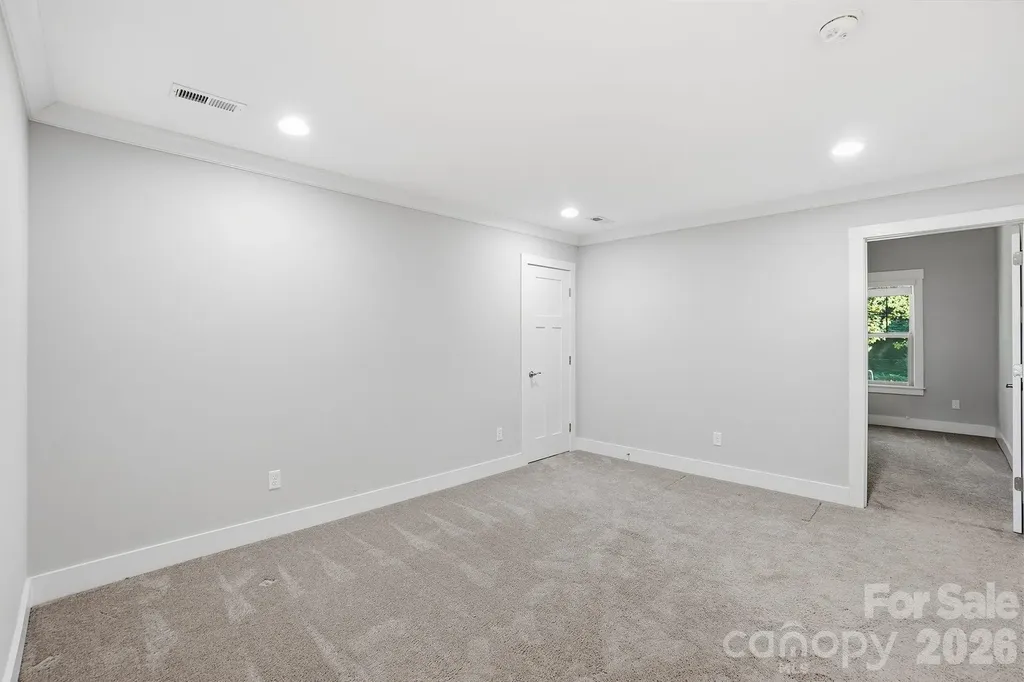 740 Seldon Drive Charlotte NC 28216