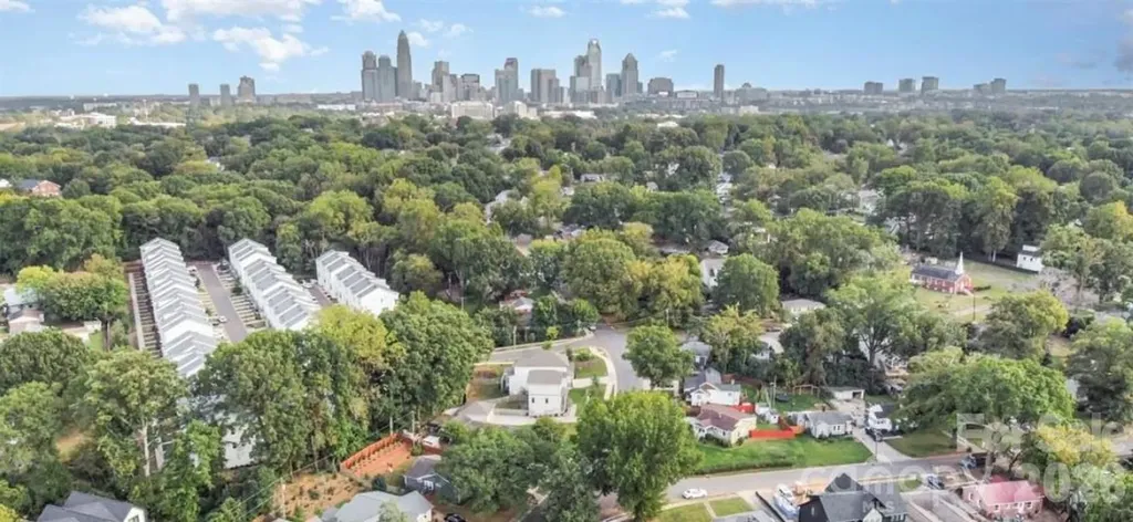 740 Seldon Drive Charlotte NC 28216