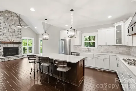 740 Seldon Drive Charlotte NC 28216