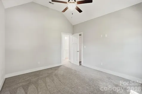 740 Seldon Drive Charlotte NC 28216