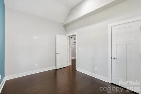 740 Seldon Drive Charlotte NC 28216