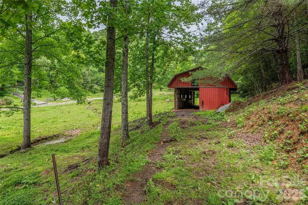 262 Gibson Branch Road Clyde NC 28721
