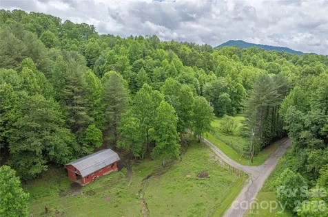 262 Gibson Branch Road Clyde NC 28721