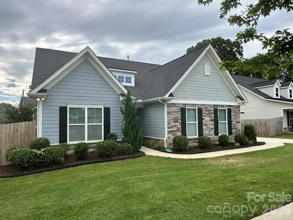 3826 Dewitt Lane Charlotte NC 28217