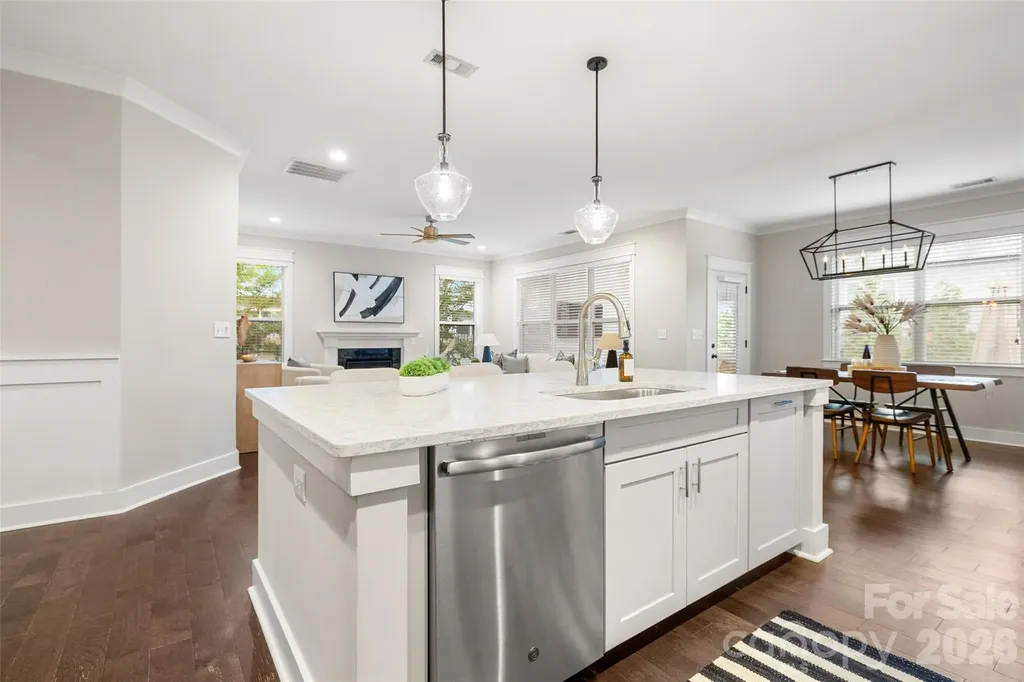 3826 Dewitt Lane Charlotte NC 28217