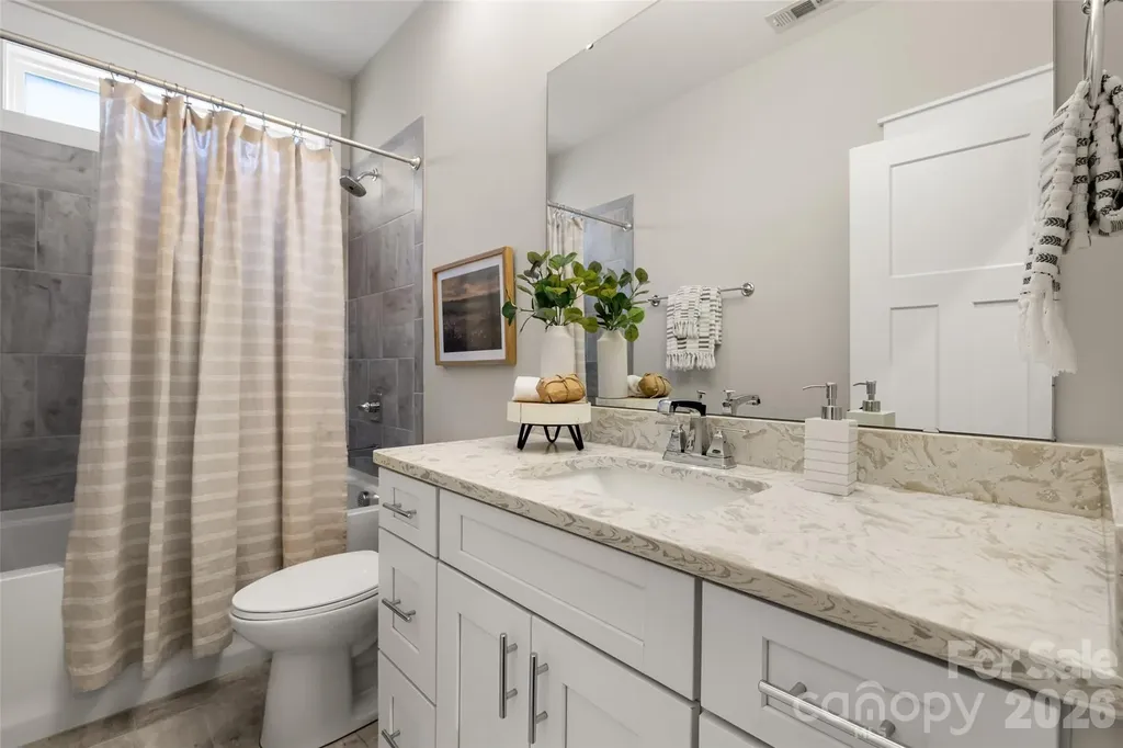 3826 Dewitt Lane Charlotte NC 28217