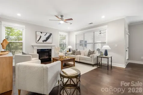 3826 Dewitt Lane Charlotte NC 28217