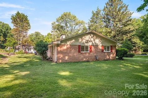1235 Ashby Lane Hendersonville NC 28791