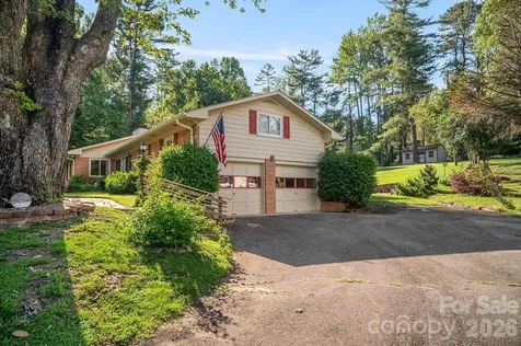 1235 Ashby Lane Hendersonville NC 28791