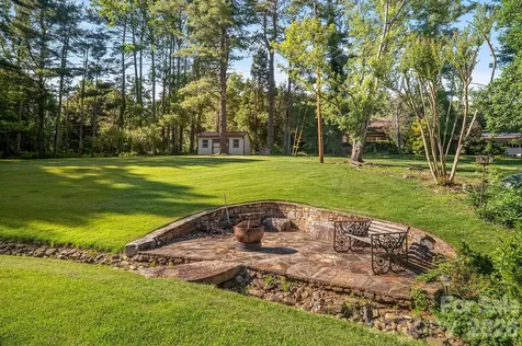 1235 Ashby Lane Hendersonville NC 28791
