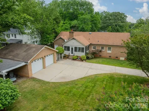 5522 Sharon Road Charlotte NC 28210