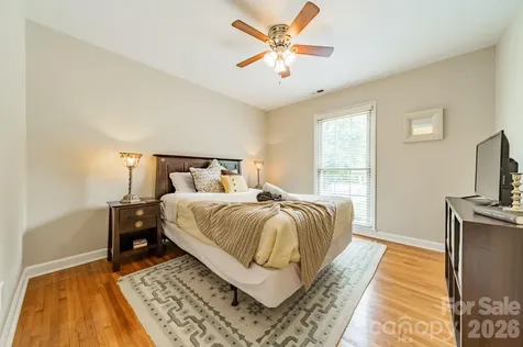 5522 Sharon Road Charlotte NC 28210