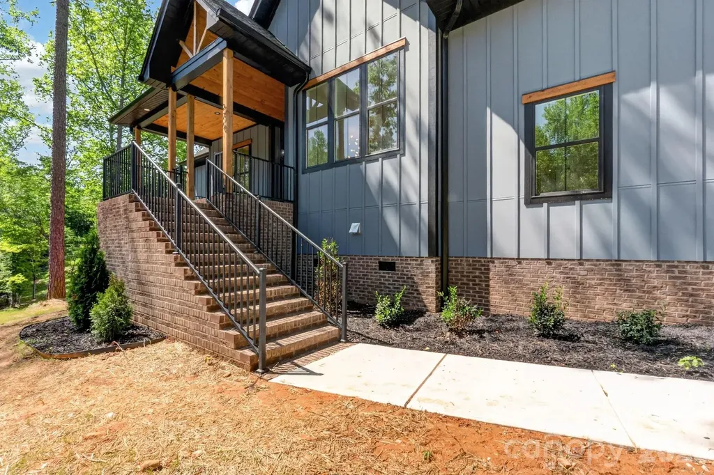 276 Broken Arrow Drive Statesville NC 28677