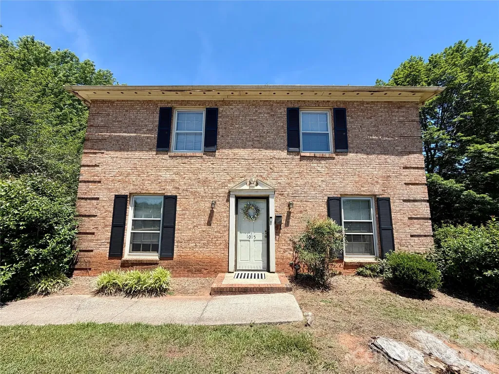 1301 Bywood Lane Charlotte NC 28209