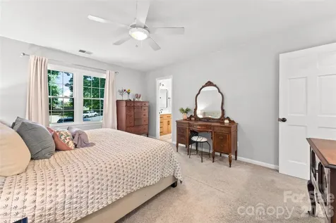 10924 Pampas Circle Charlotte NC 28226