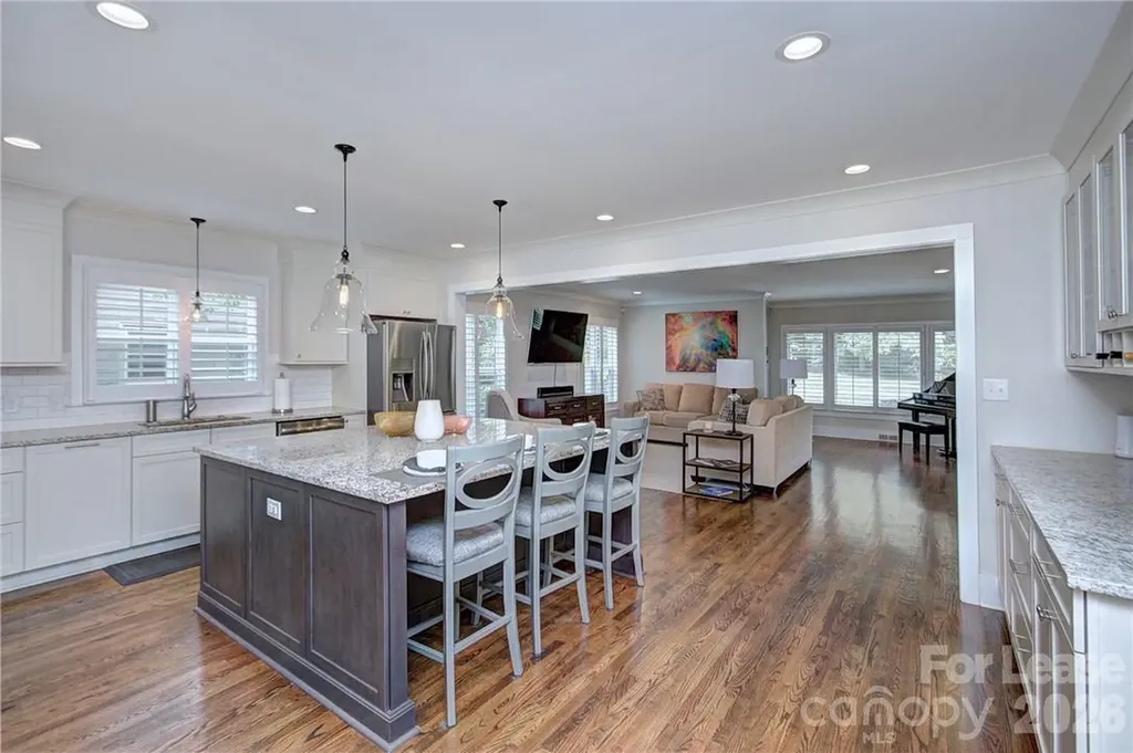 3215 Cambridge Road Charlotte NC 28209