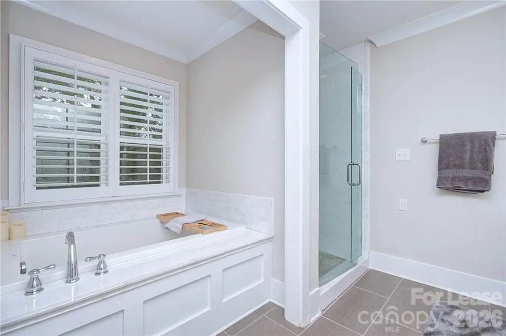 3215 Cambridge Road Charlotte NC 28209