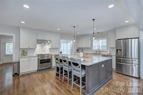 3215 Cambridge Road Charlotte NC 28209