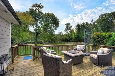 3215 Cambridge Road Charlotte NC 28209