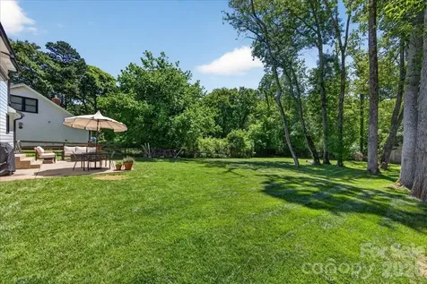 9018 Hunters Pointe Drive Huntersville NC 28078