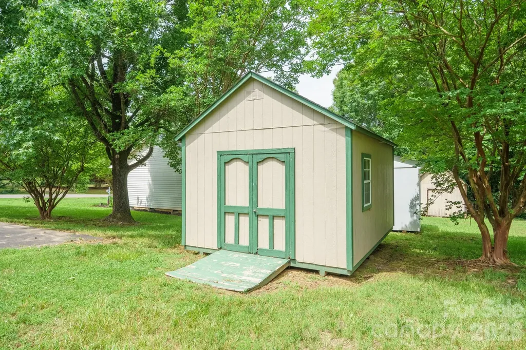 7553 Katherine Drive Denver NC 28037