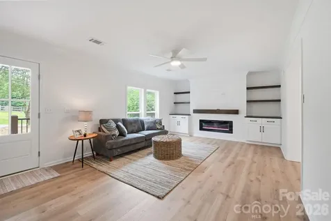 7553 Katherine Drive Denver NC 28037
