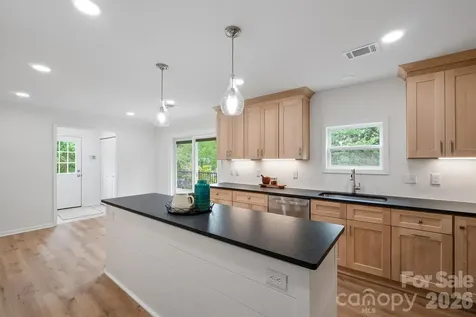 7553 Katherine Drive Denver NC 28037