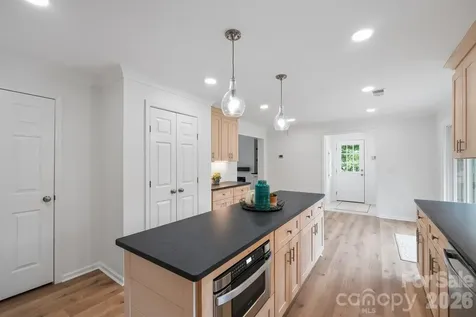 7553 Katherine Drive Denver NC 28037