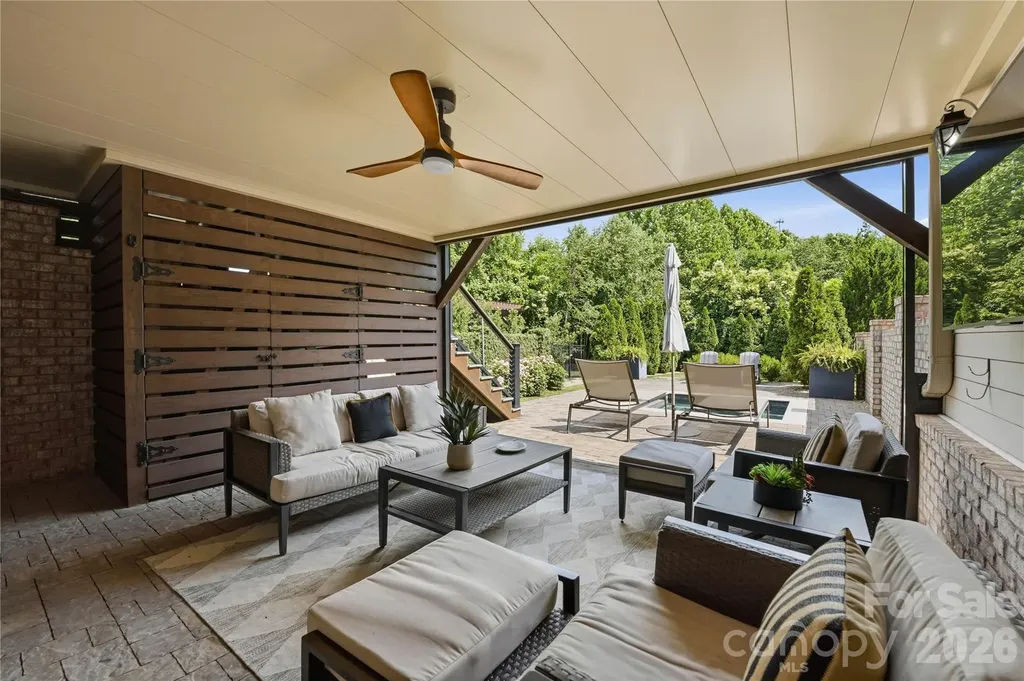 812 Ideal Way Charlotte NC 28203