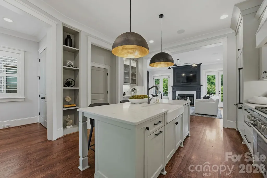 812 Ideal Way Charlotte NC 28203