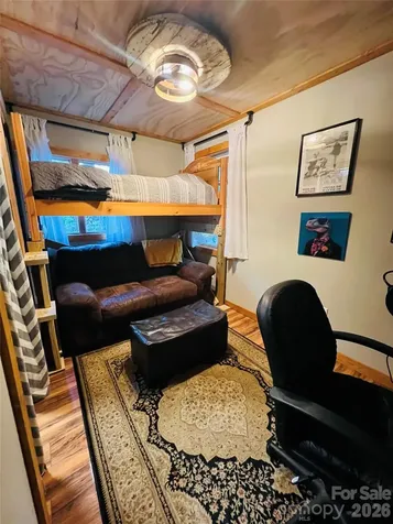 384 Bear Cub Drive Spruce Pine NC 28777