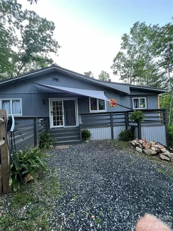 384 Bear Cub Drive Spruce Pine NC 28777